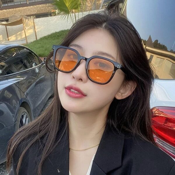 YJ006 Retro Trendy Sunglasses Square Frame - Image 3