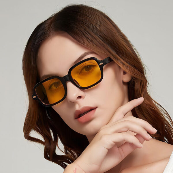 YJ054 Sunglasses Fashionable Trendy Retro Square Frame