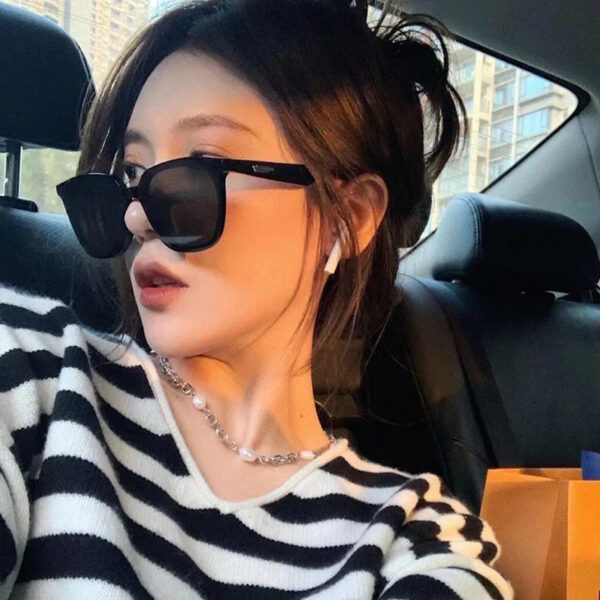 YJ031 Sunglasses Classic Simple Frame UV400 Lens