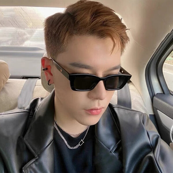 YJ045 Sunglasses Simple Fashionable Decorated Leg