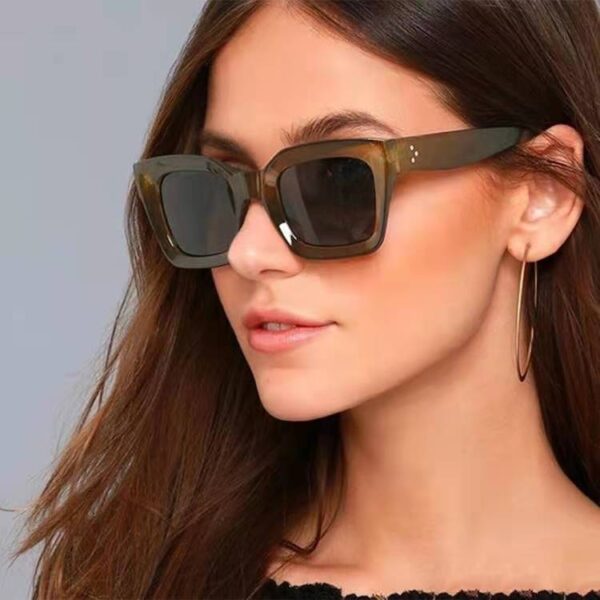 YJ023 Sunglasses Classic Style Simple Design - Image 3